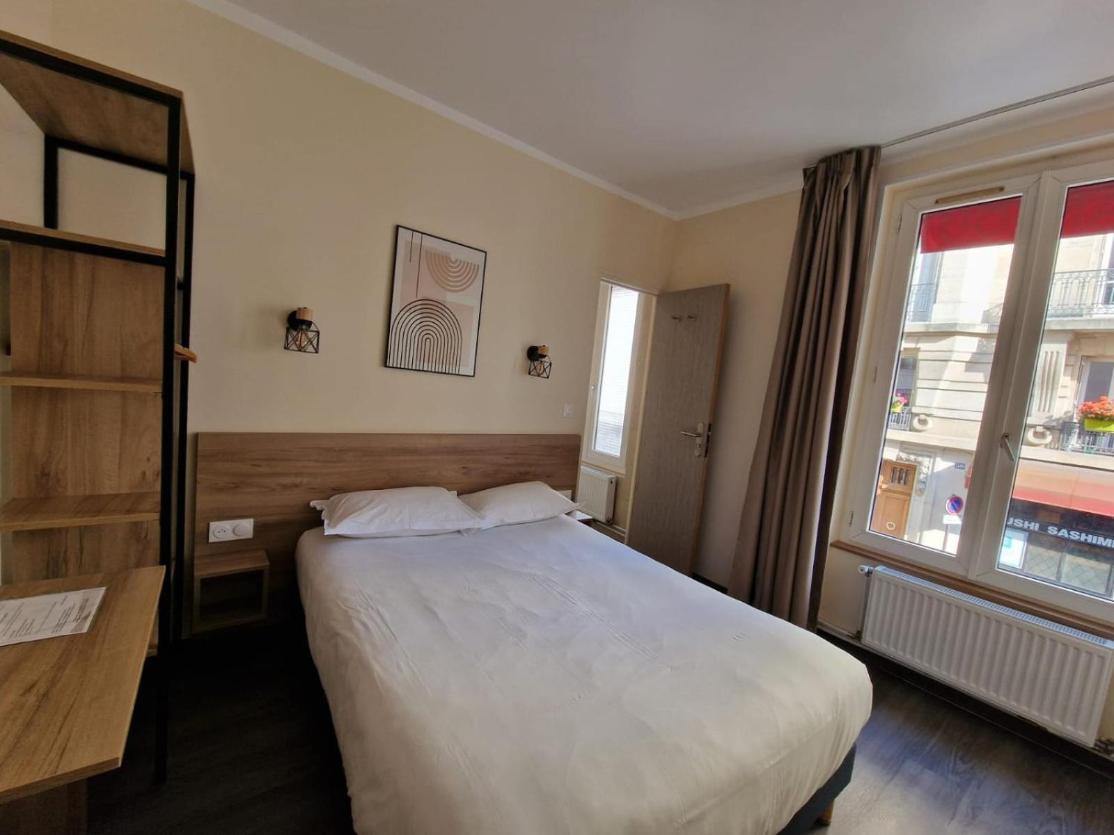 Hotel D'Anjou Levallois-Perret Bagian luar foto